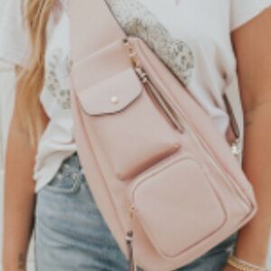 Poppy & Peonies Blush Crossbody Bag “enroute”
